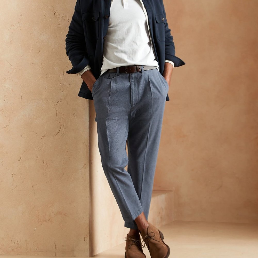 Banana Republic Relaxed Tapered Pant (Ankle) - Navy 33x30
